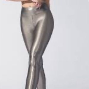 Heroine sport marvel leggings